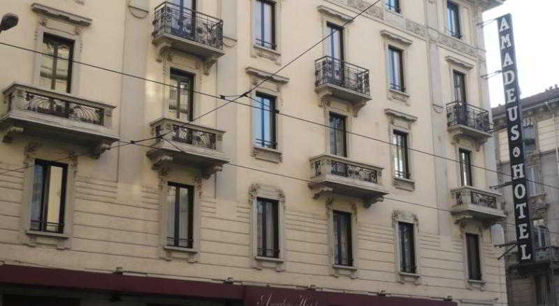 Spice Hotel Milano Esterno foto